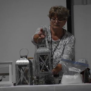 Meet your Posher, Suzanne